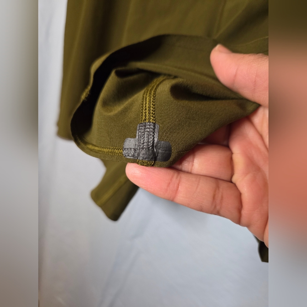 Lululemon Mens Surge Short in Army Green - Size XXL - Picture 2 of 11